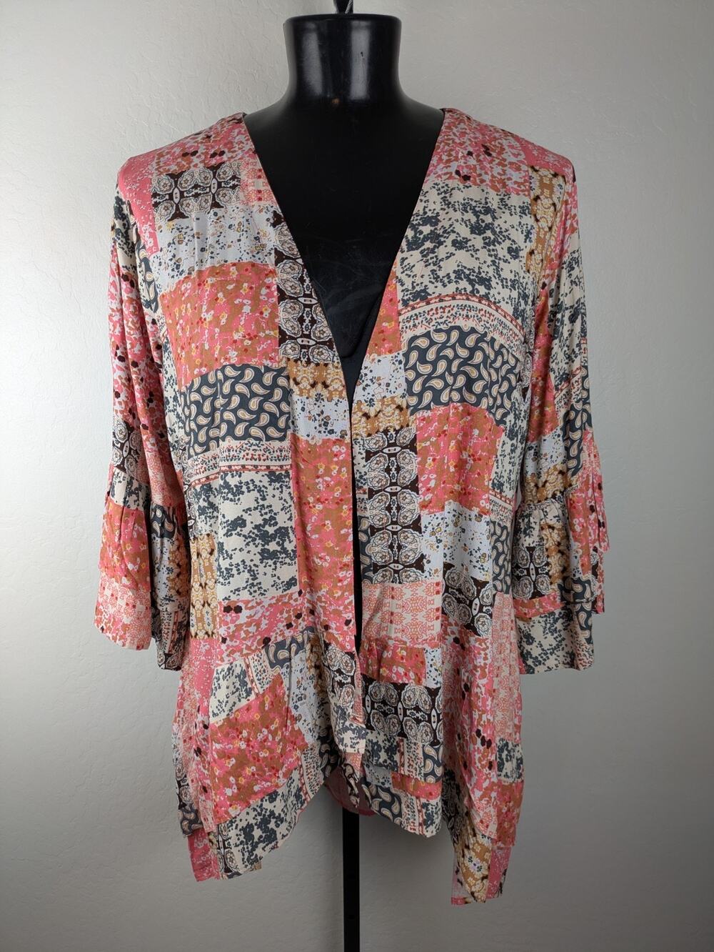 Tolani Collection Indy Patchwork Kimono Pink Coral Gray Tan Floral